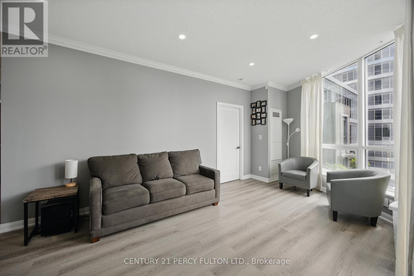 314 - 181 Village Green Square, Toronto, Ontario  M1S 0K6 - Photo 9 - E12854750