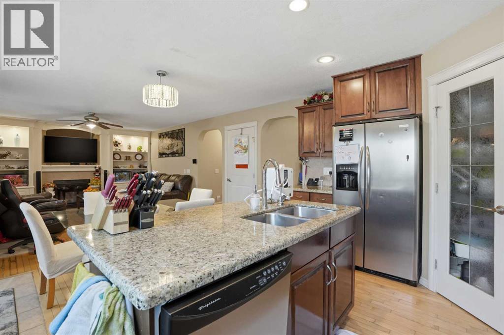 197 West Creek Boulevard, Chestermere, Alberta  T1X 1S8 - Photo 12 - A2281426