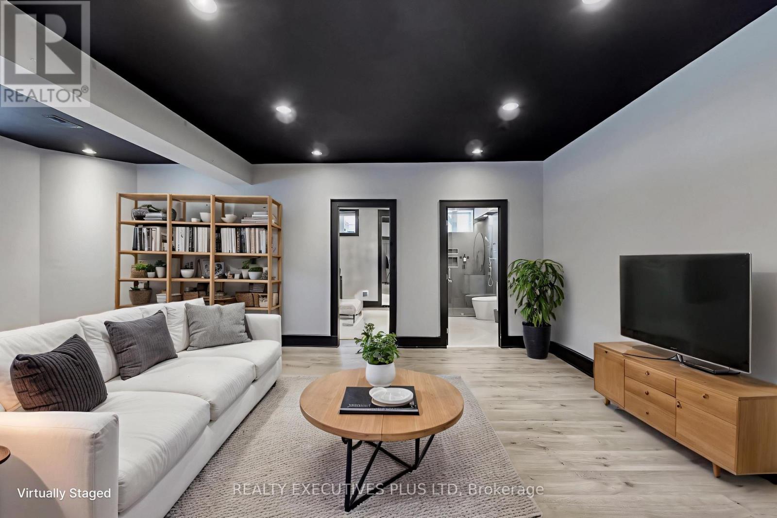 10 Sim Hill Crescent, King, Ontario  L7B 0C4 - Photo 30 - N12889742