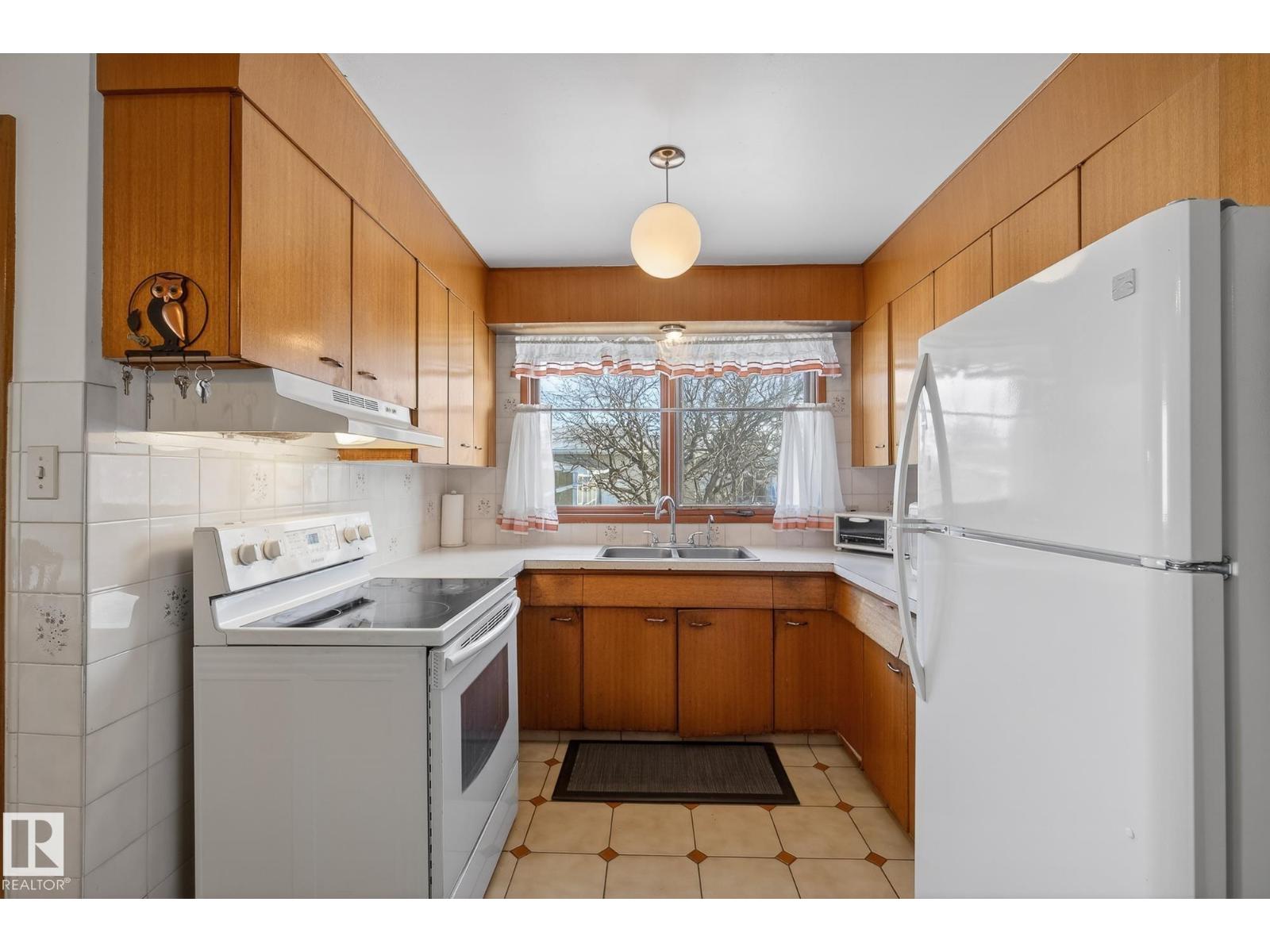 9145 152 St Nw, Edmonton, Alberta  T5R 1M5 - Photo 15 - E4477809