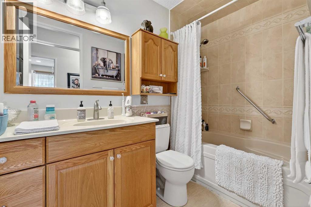 102 Canterbury Place SW, Calgary, Alberta  T2W 1P3 - Photo 30 - A2290306