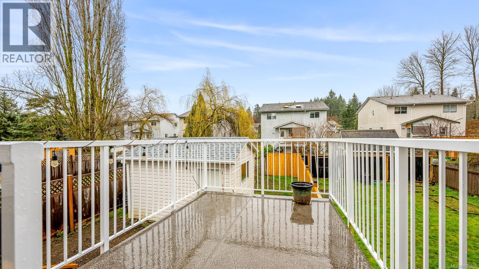 A 2052 1st St, Courtenay, British Columbia  V9N 5N4 - Photo 17 - 1029205