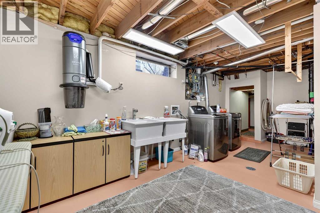 102 Canterbury Place SW, Calgary, Alberta  T2W 1P3 - Photo 40 - A2290306