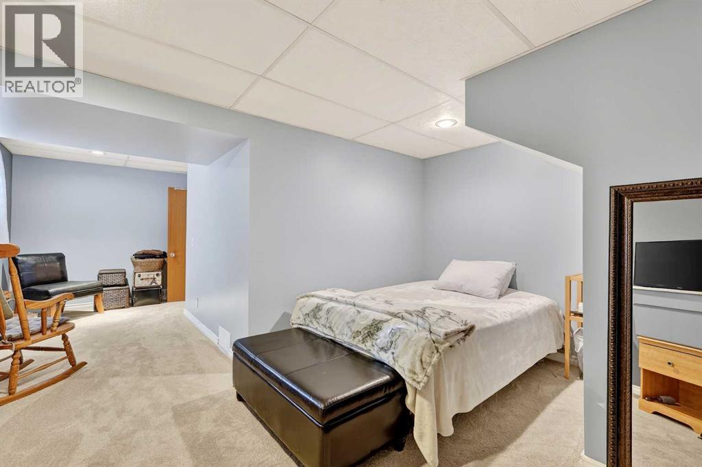 102 Canterbury Place SW, Calgary, Alberta  T2W 1P3 - Photo 38 - A2290306