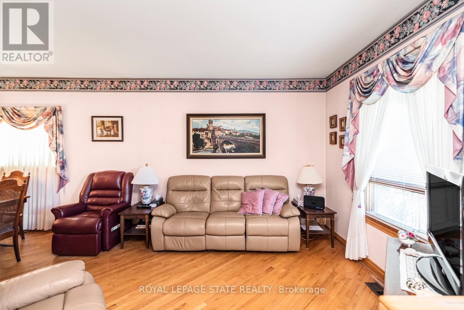 538 Hughson Street N, Hamilton, Ontario  L8L 4N9 - Photo 12 - X12894980