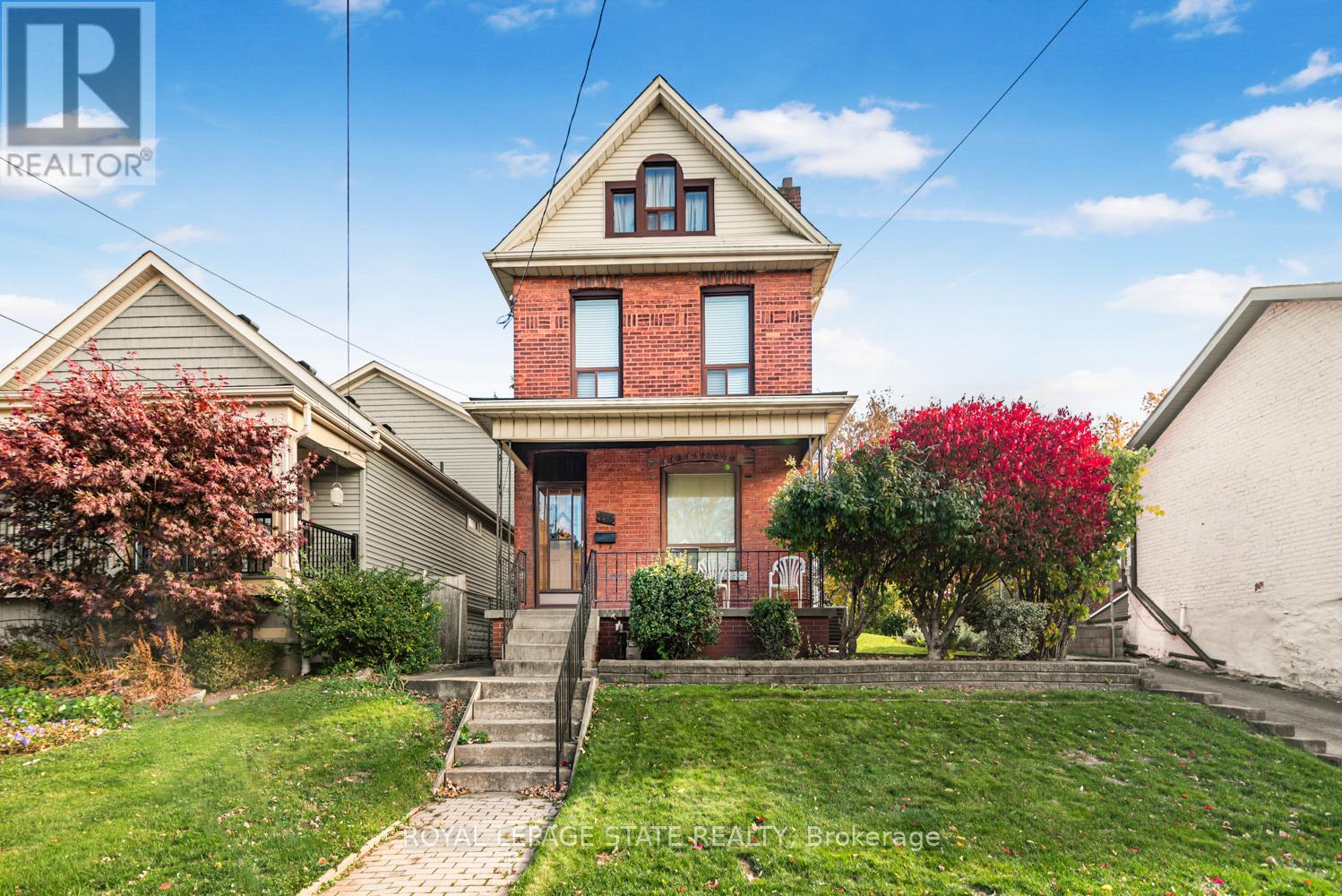 538 Hughson Street N, Hamilton, Ontario  L8L 4N9 - Photo 2 - X12894980