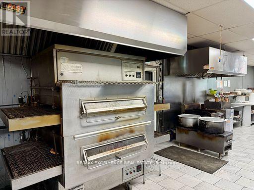 1960 Main Street W, Hamilton, Ontario  L8S 4N5 - Photo 9 - X12894986