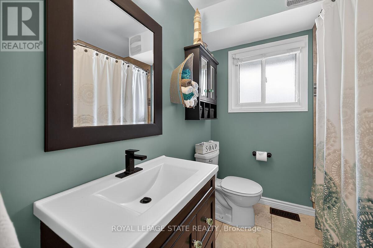 33 Abraham Drive, St. Catharines, Ontario  L2M 6K7 - Photo 15 - X12895092