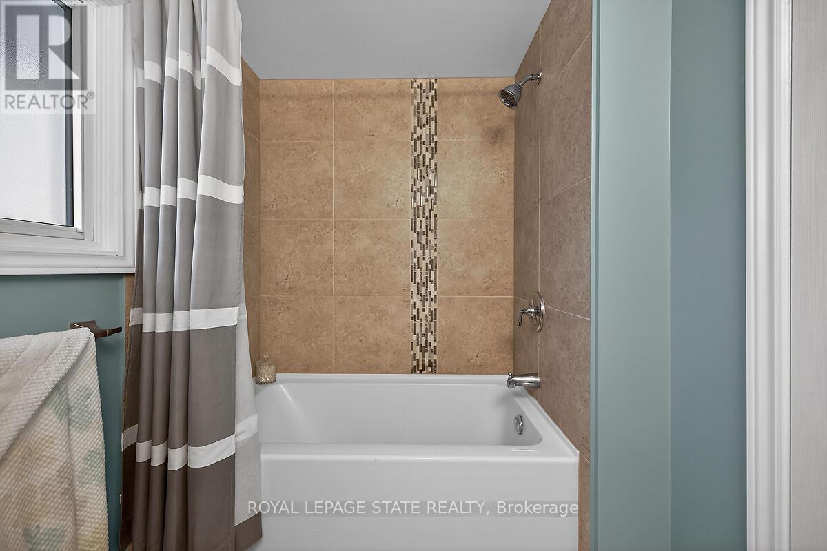 33 Abraham Drive, St. Catharines, Ontario  L2M 6K7 - Photo 30 - X12895092