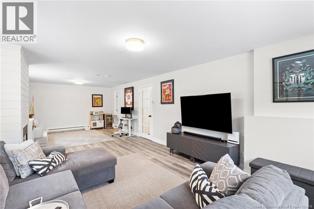 983 Douglas Avenue, Fredericton, New Brunswick  E3A 9M8 - Photo 32 - NB135247