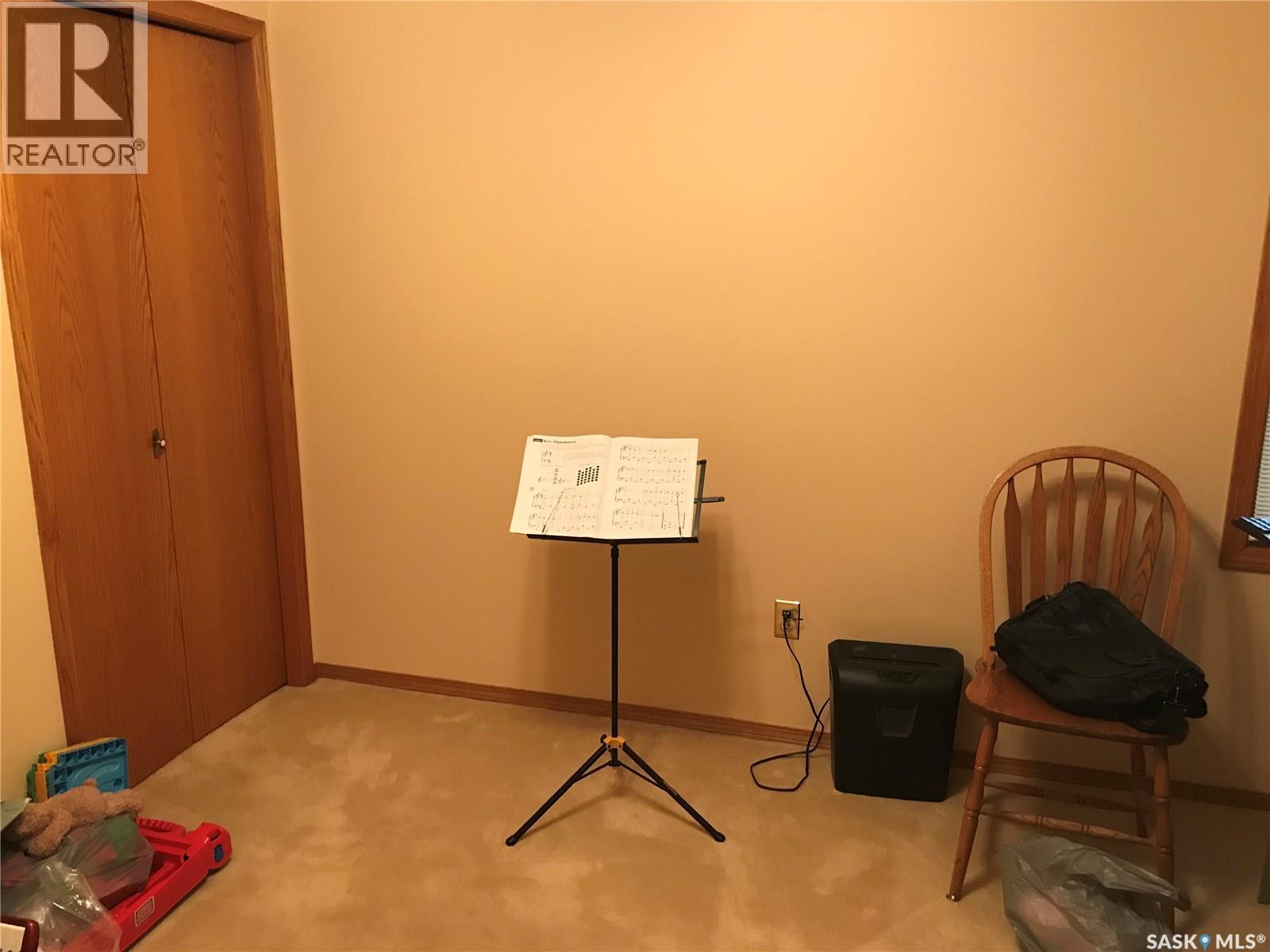 219 3rd Street E, Odessa, Saskatchewan  S0G 3S0 - Photo 19 - SK030652