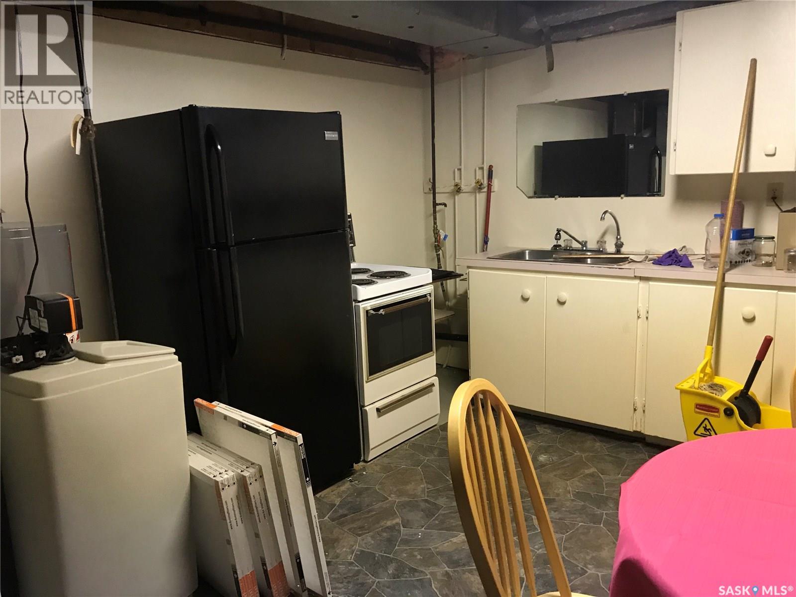 219 3rd Street E, Odessa, Saskatchewan  S0G 3S0 - Photo 27 - SK030652