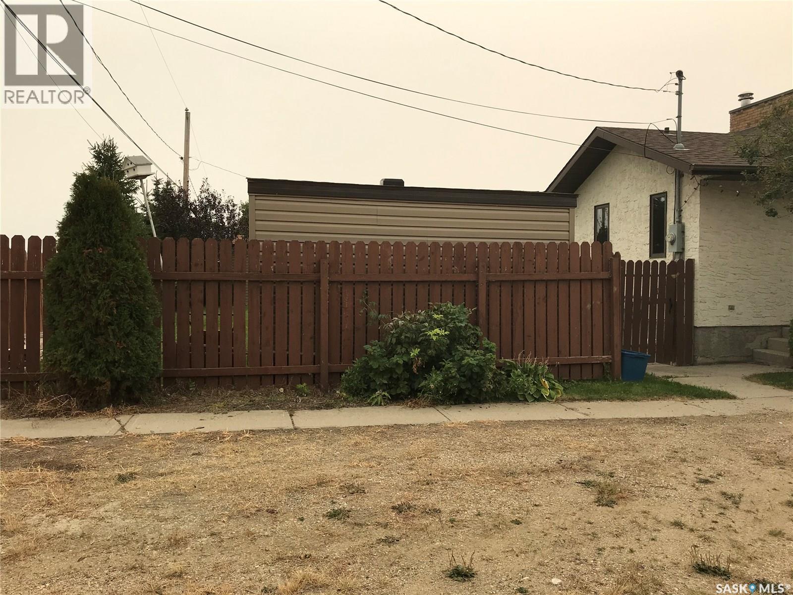 219 3rd Street E, Odessa, Saskatchewan  S0G 3S0 - Photo 4 - SK030652