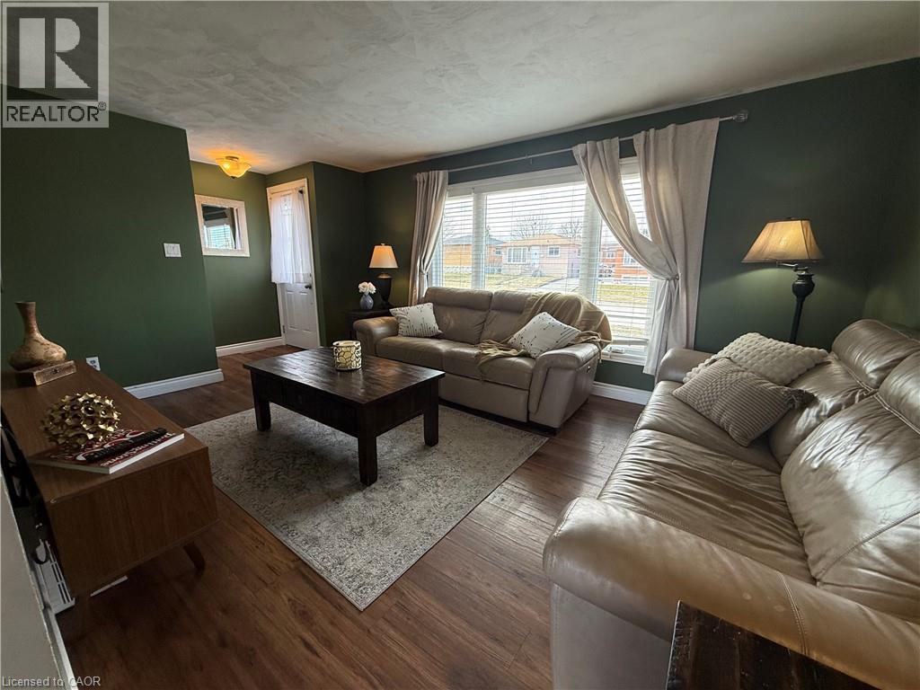 53 Moffat Drive, Cambridge, Ontario  N1R 6C1 - Photo 4 - 40813176