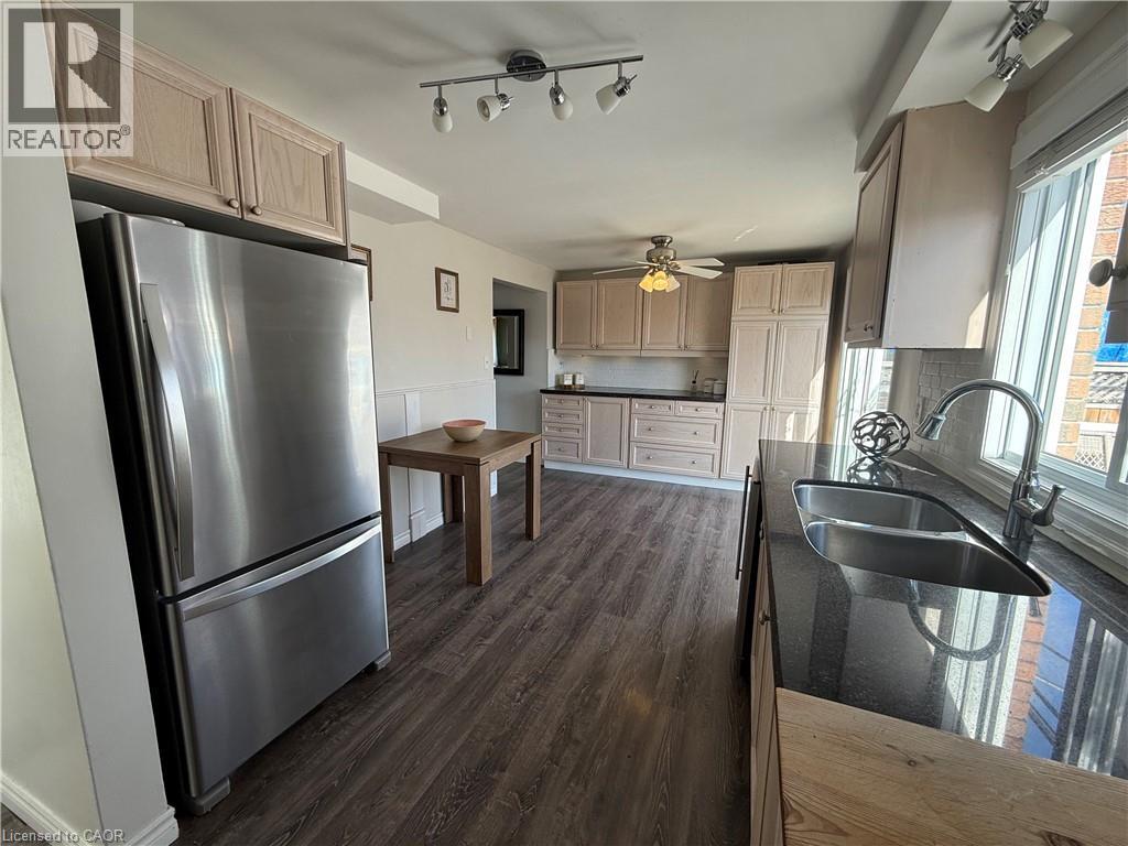 53 Moffat Drive, Cambridge, Ontario  N1R 6C1 - Photo 7 - 40813176