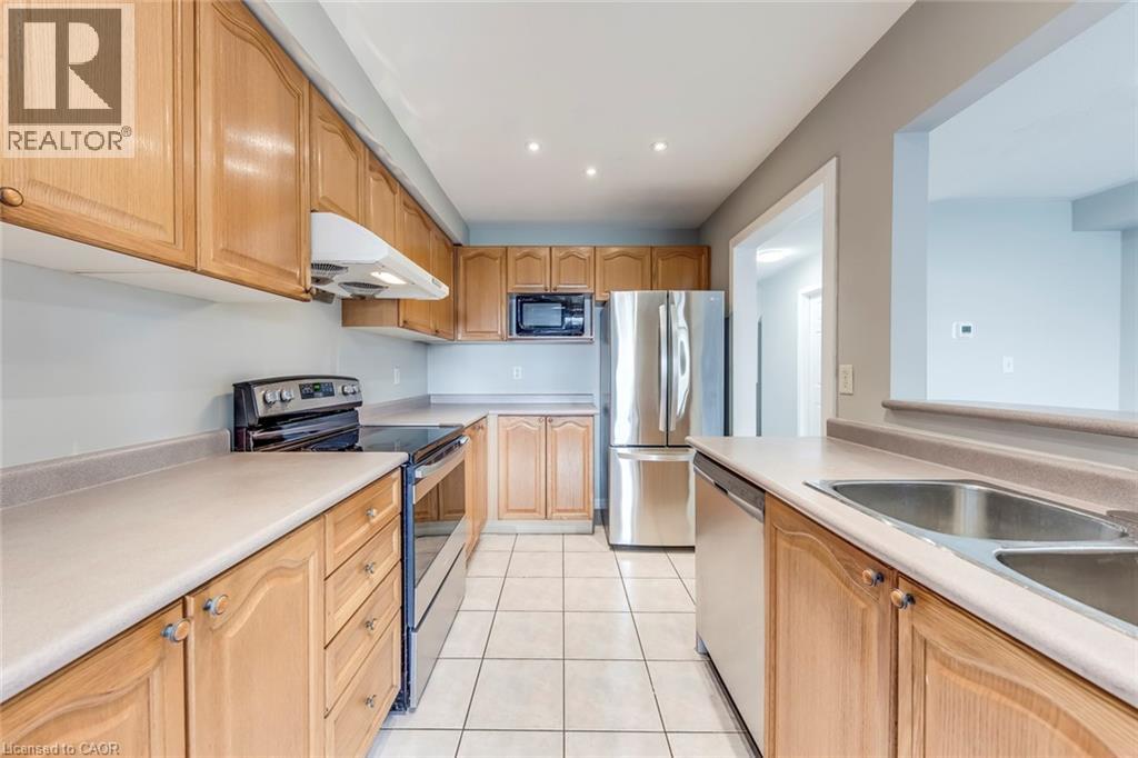 4401 Peter Drive, Burlington, Ontario  L7L 6S6 - Photo 15 - 40812608