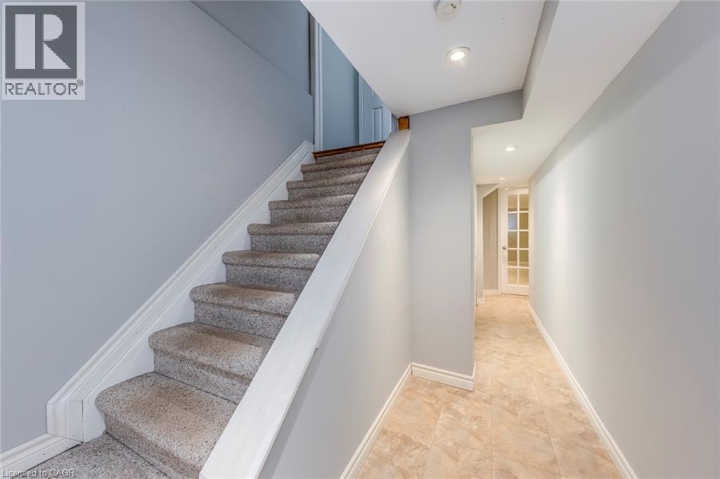 4401 Peter Drive, Burlington, Ontario  L7L 6S6 - Photo 32 - 40812608