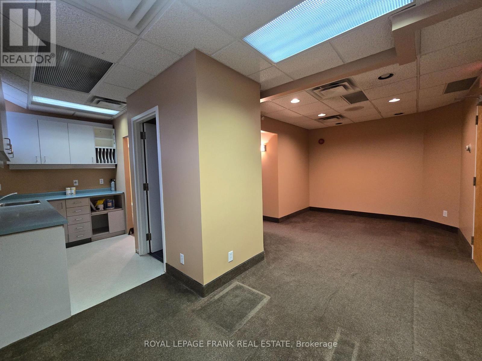 103 - 60 Liberty Street S, Clarington, Ontario  L1C 2N5 - Photo 1 - E12895212