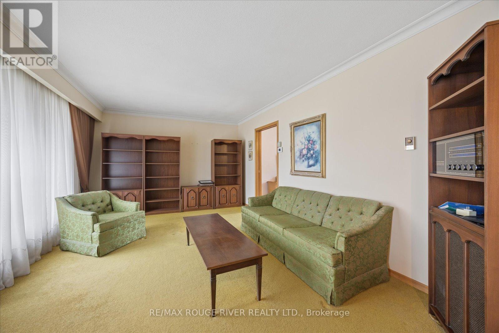 865 Regent Drive, Oshawa, Ontario  L1G 1J2 - Photo 6 - E12895336