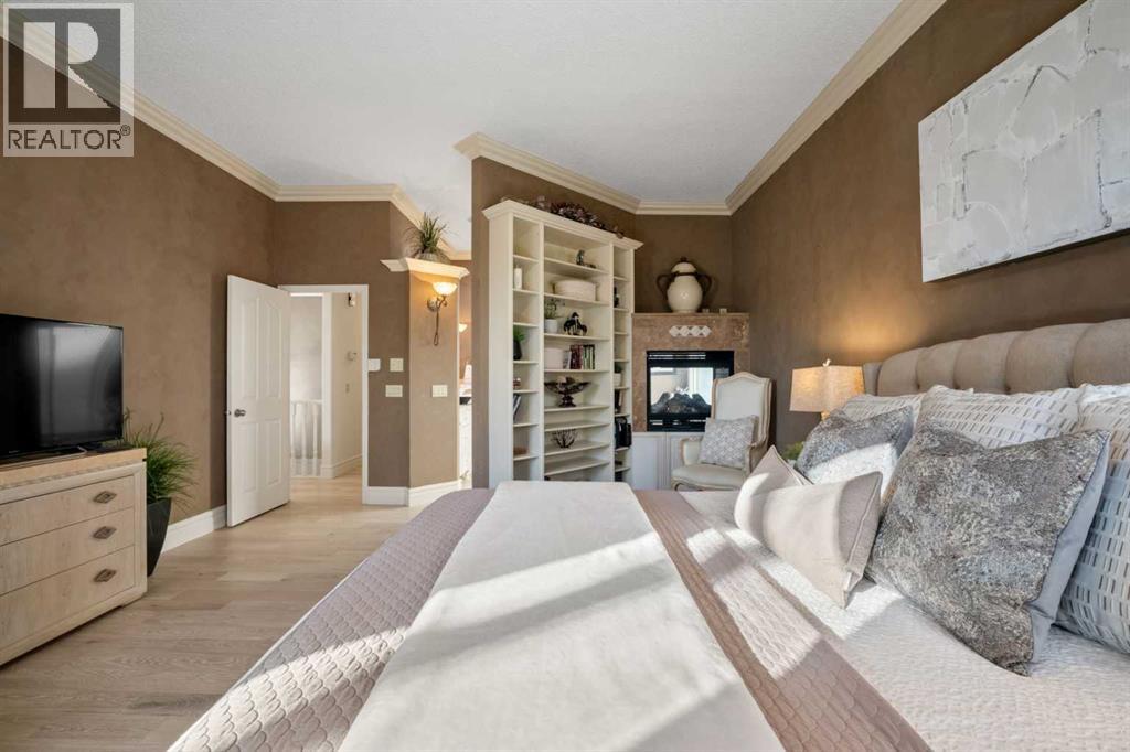 60 Woodpark Close Sw, Calgary, Alberta  T2W 6G9 - Photo 16 - A2286750