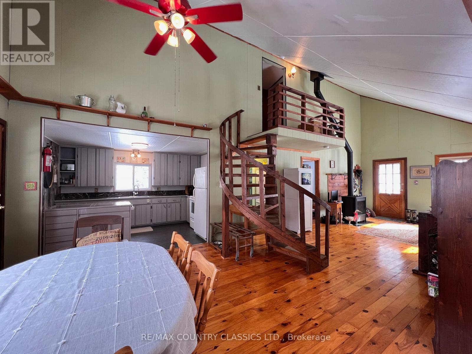 1322a Weslemkoon Lake Road, Tudor And Cashel, Ontario  K0L 1W0 - Photo 15 - X12895156