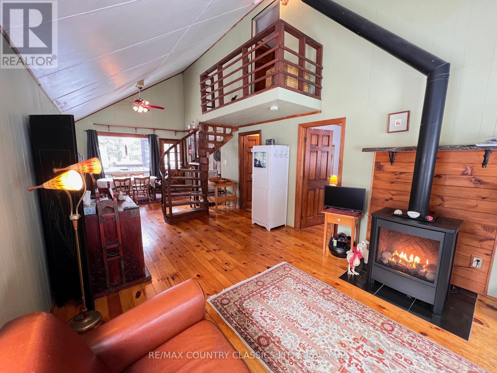 1322a Weslemkoon Lake Road, Tudor And Cashel, Ontario  K0L 1W0 - Photo 17 - X12895156