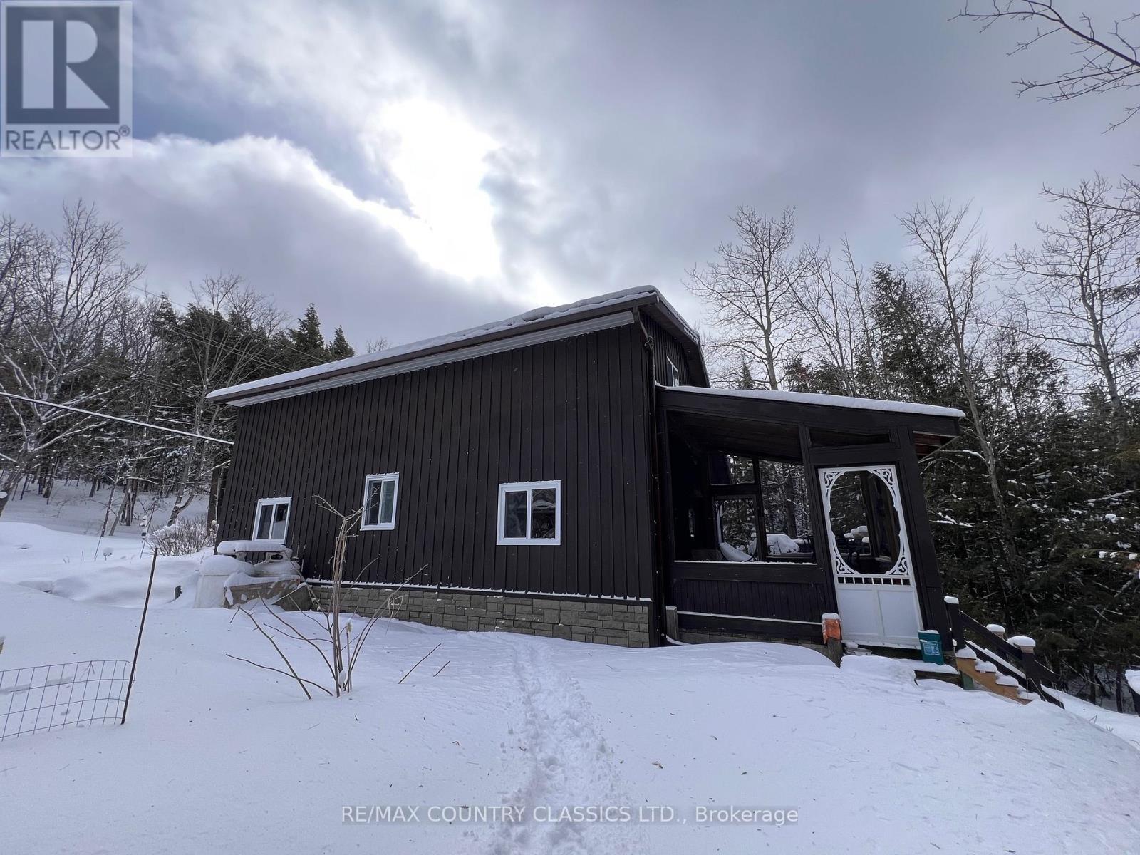 1322a Weslemkoon Lake Road, Tudor And Cashel, Ontario  K0L 1W0 - Photo 4 - X12895156