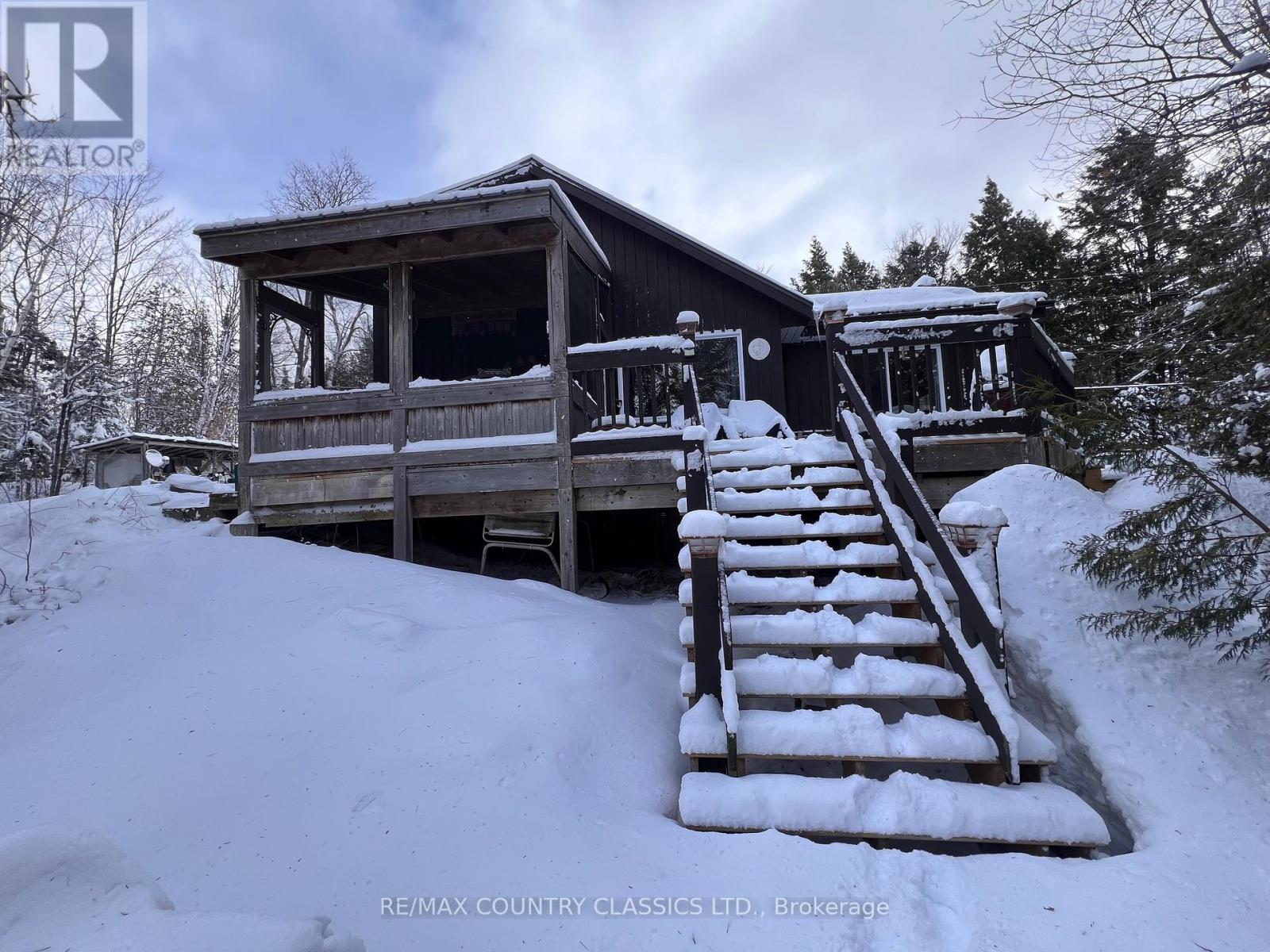 1322a Weslemkoon Lake Road, Tudor And Cashel, Ontario  K0L 1W0 - Photo 5 - X12895156