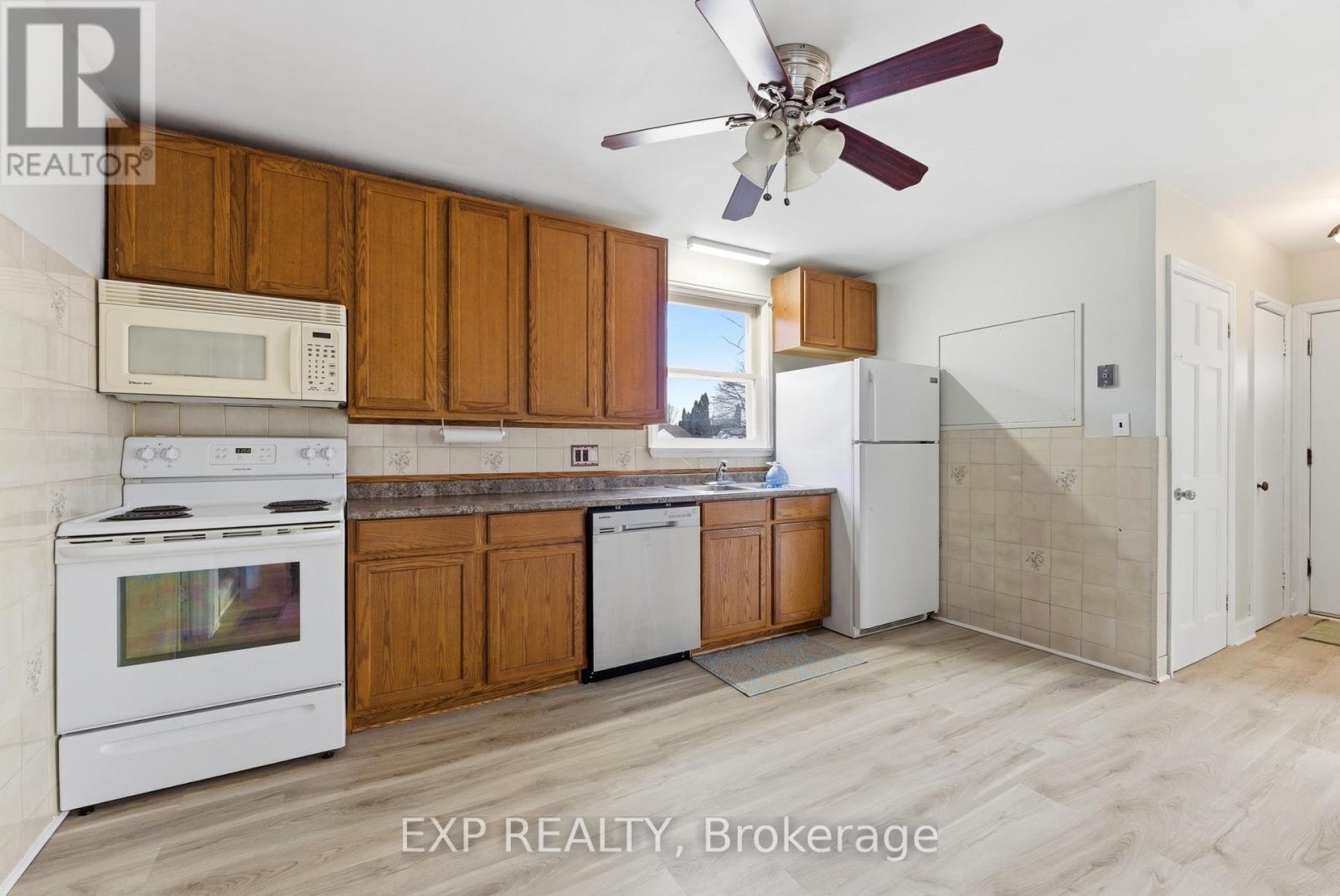 8 Reynolds Crescent, Belleville, Ontario  K8P 2W7 - Photo 11 - X12895202