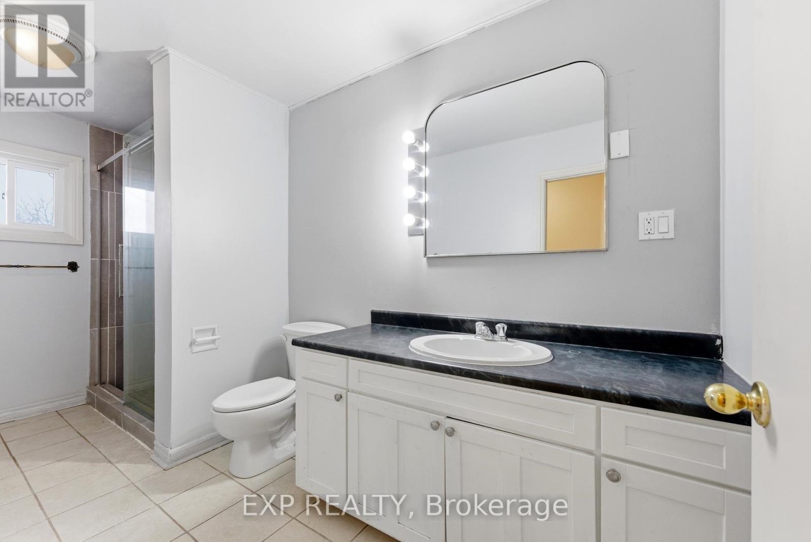 8 Reynolds Crescent, Belleville, Ontario  K8P 2W7 - Photo 27 - X12895202