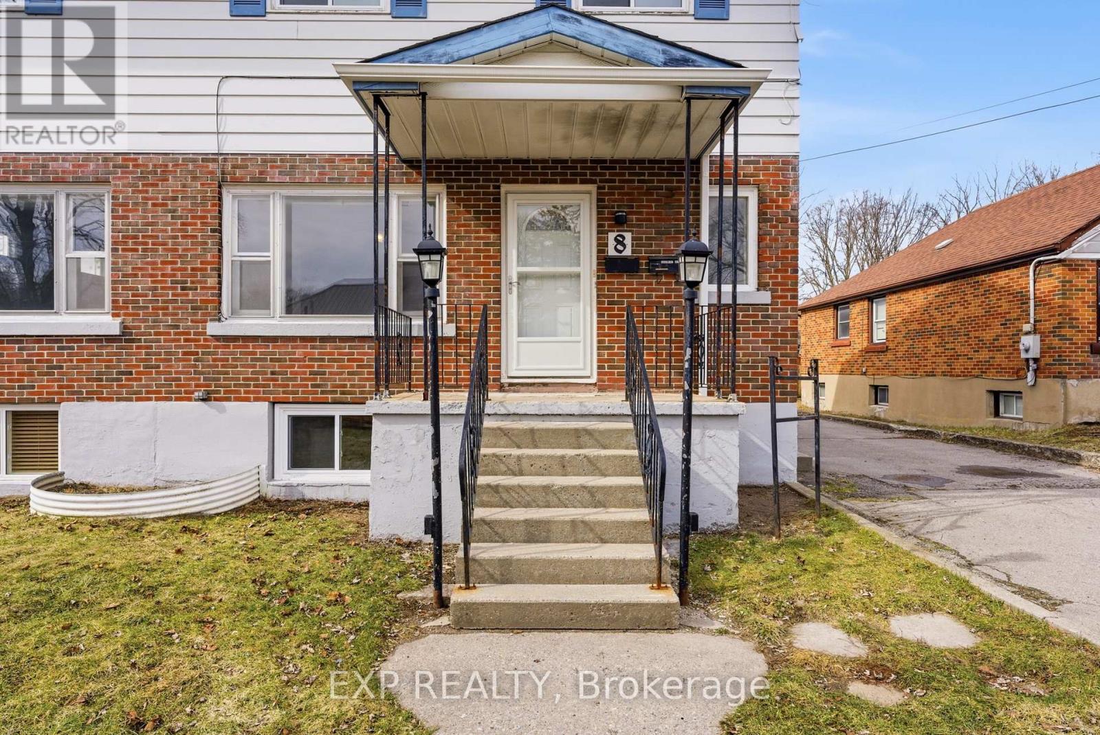 8 Reynolds Crescent, Belleville, Ontario  K8P 2W7 - Photo 3 - X12895202