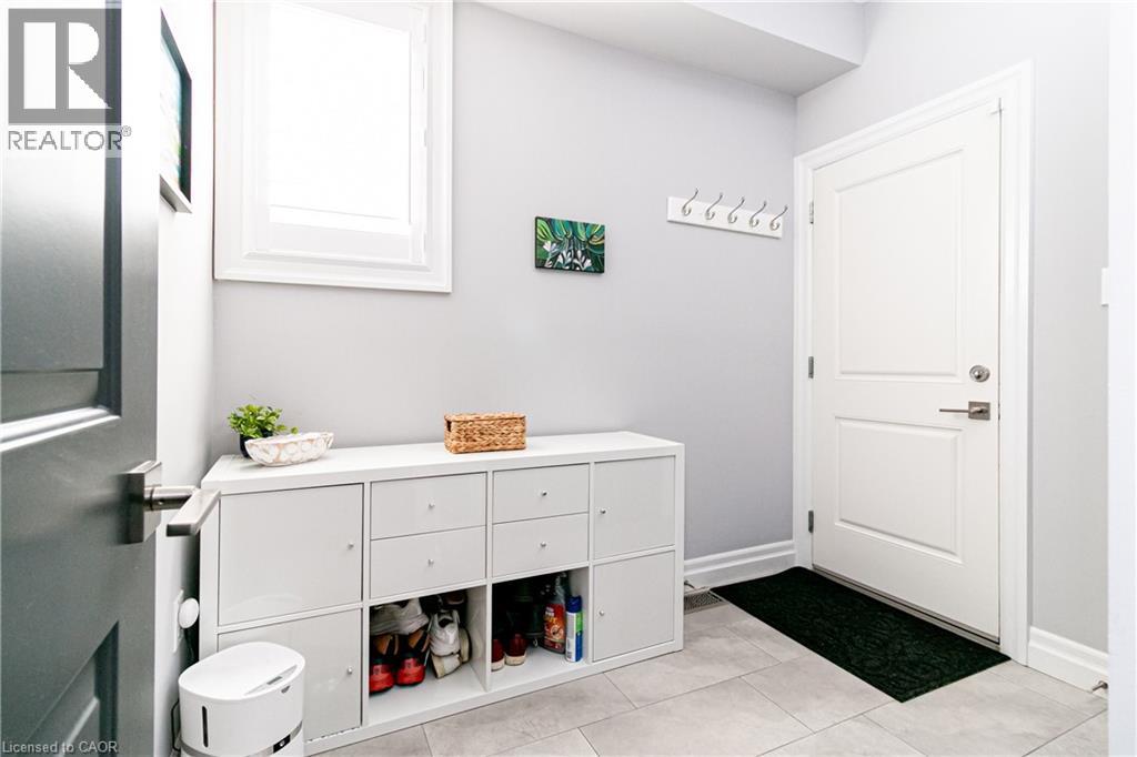 19 Purnell Drive, Hamilton, Ontario  L9C 0C6 - Photo 18 - 40797646