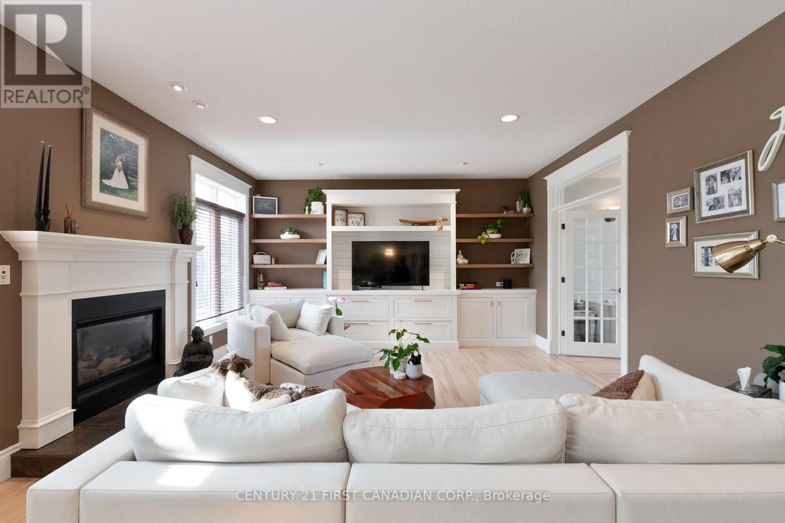 27 Wood Lily Lane, Middlesex Centre, Ontario  N0M 2A0 - Photo 12 - X12895162