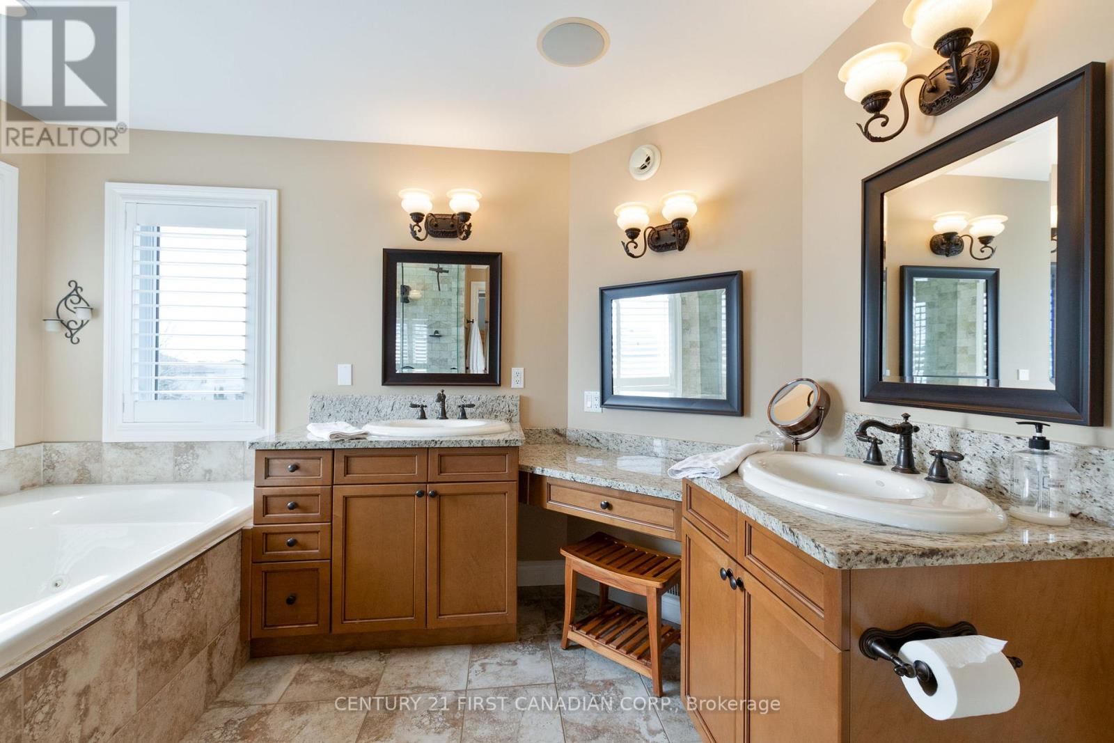 27 Wood Lily Lane, Middlesex Centre, Ontario  N0M 2A0 - Photo 23 - X12895162