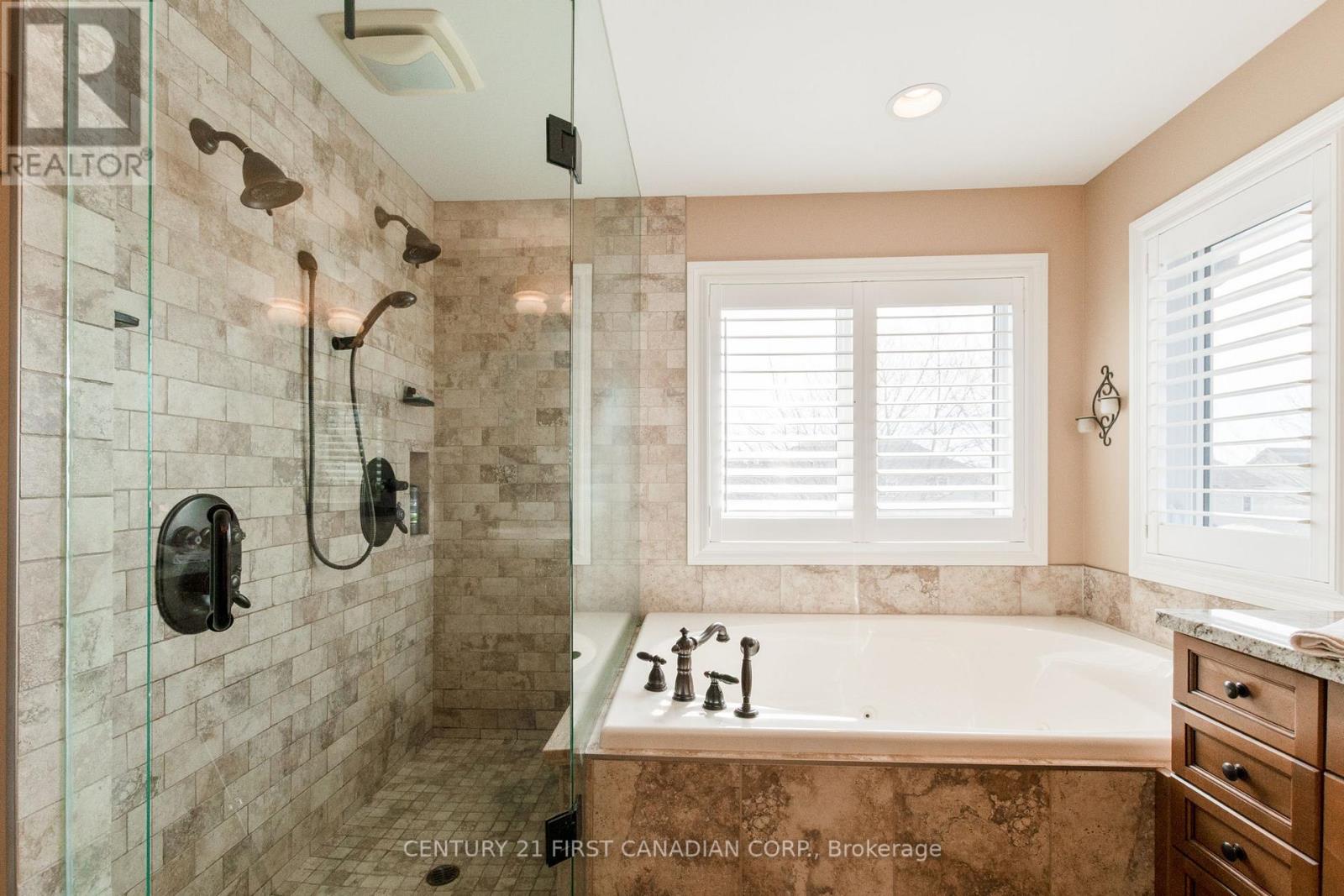 27 Wood Lily Lane, Middlesex Centre, Ontario  N0M 2A0 - Photo 25 - X12895162