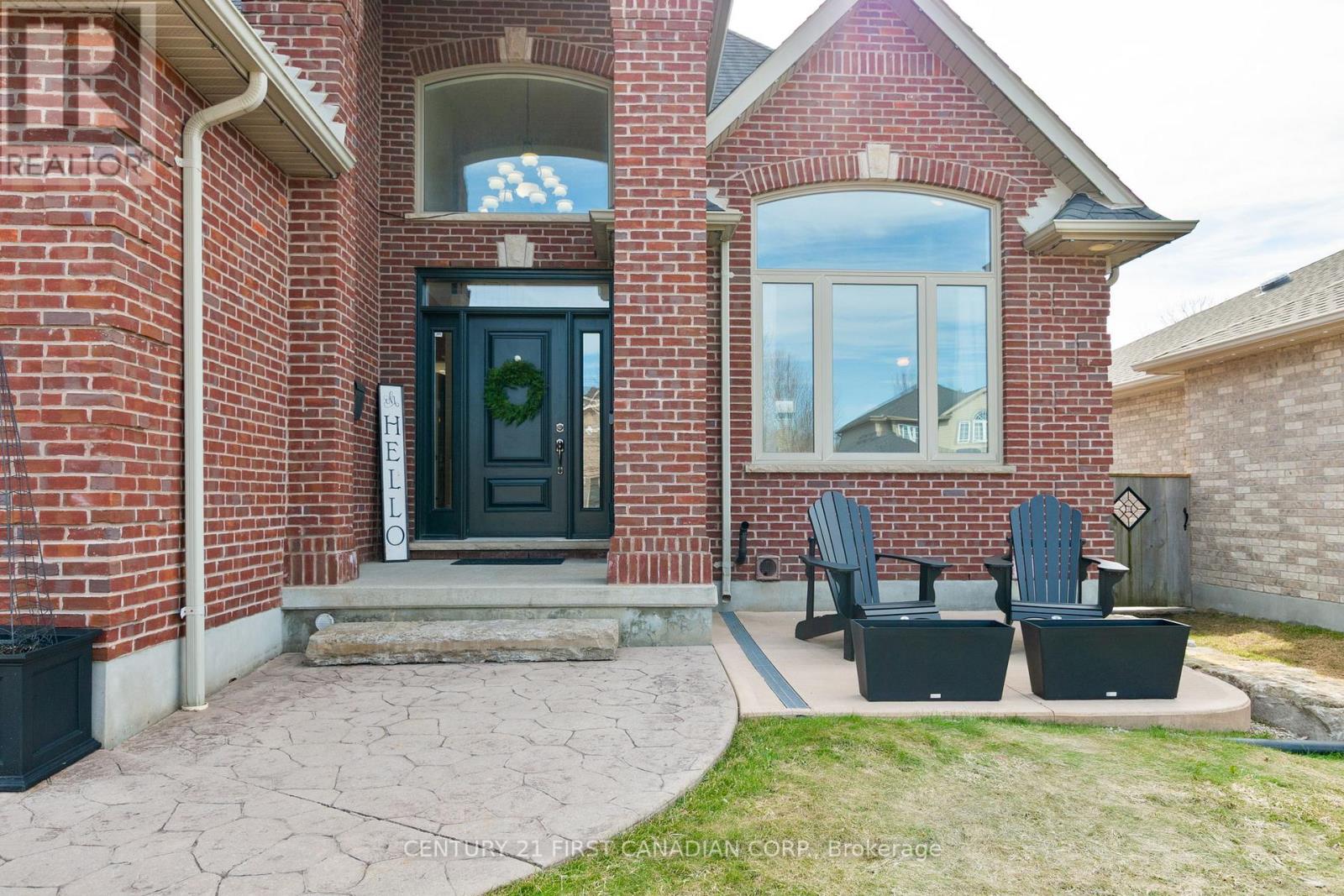 27 Wood Lily Lane, Middlesex Centre, Ontario  N0M 2A0 - Photo 4 - X12895162