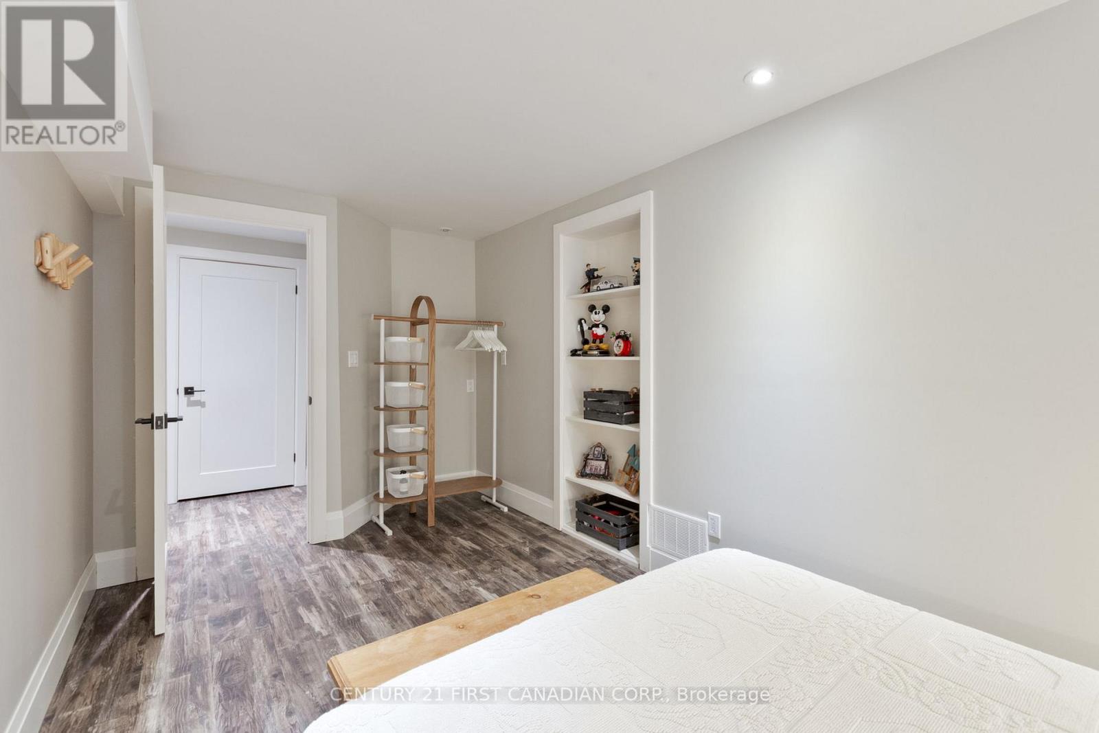 27 Wood Lily Lane, Middlesex Centre, Ontario  N0M 2A0 - Photo 40 - X12895162