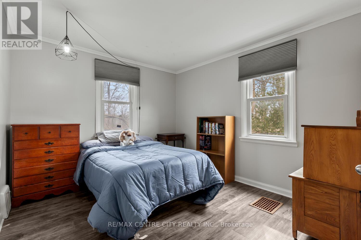 51 Smith Street, London East, Ontario  N5Z 2C6 - Photo 12 - X12895340