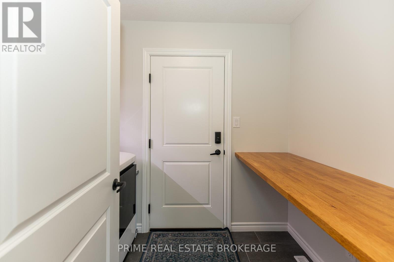 2 Macleod Court, West Elgin, Ontario  N0L 2P0 - Photo 17 - X12895390