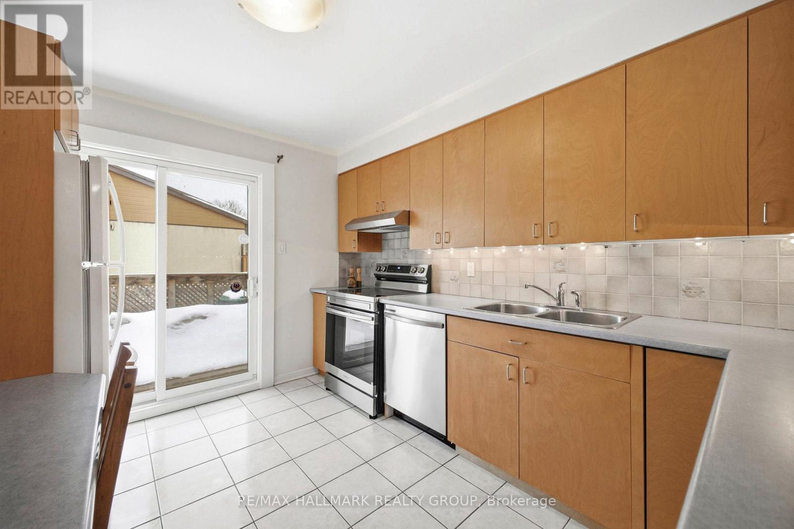 10 - 3399 Paul Anka Drive, Ottawa, Ontario  K1V 9R8 - Photo 14 - X12895188