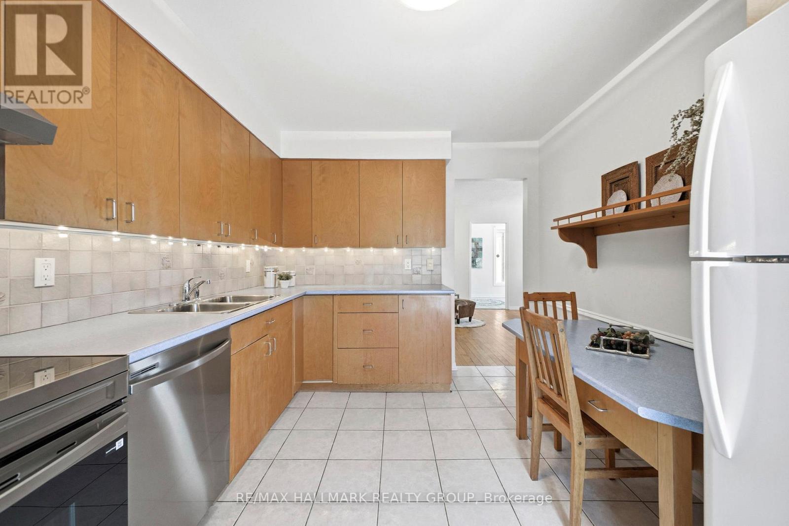 10 - 3399 Paul Anka Drive, Ottawa, Ontario  K1V 9R8 - Photo 16 - X12895188