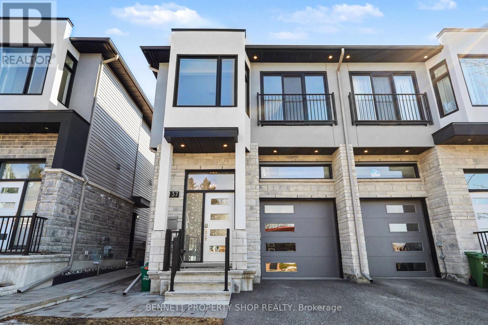 137 DUFORD STREET, Ottawa, Ontario