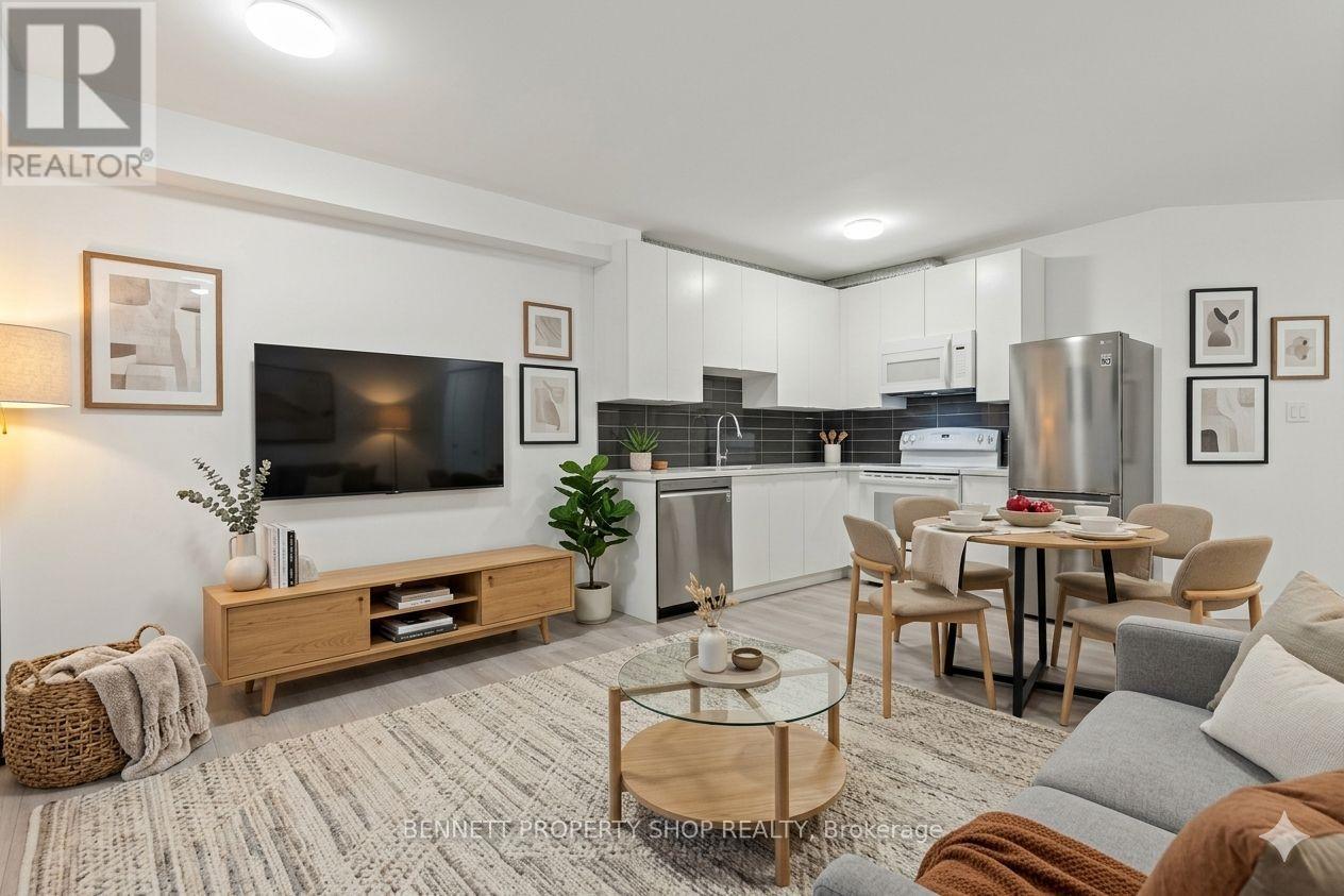 137 Duford Street, Ottawa, Ontario  K1L 6Z5 - Photo 11 - X12895410