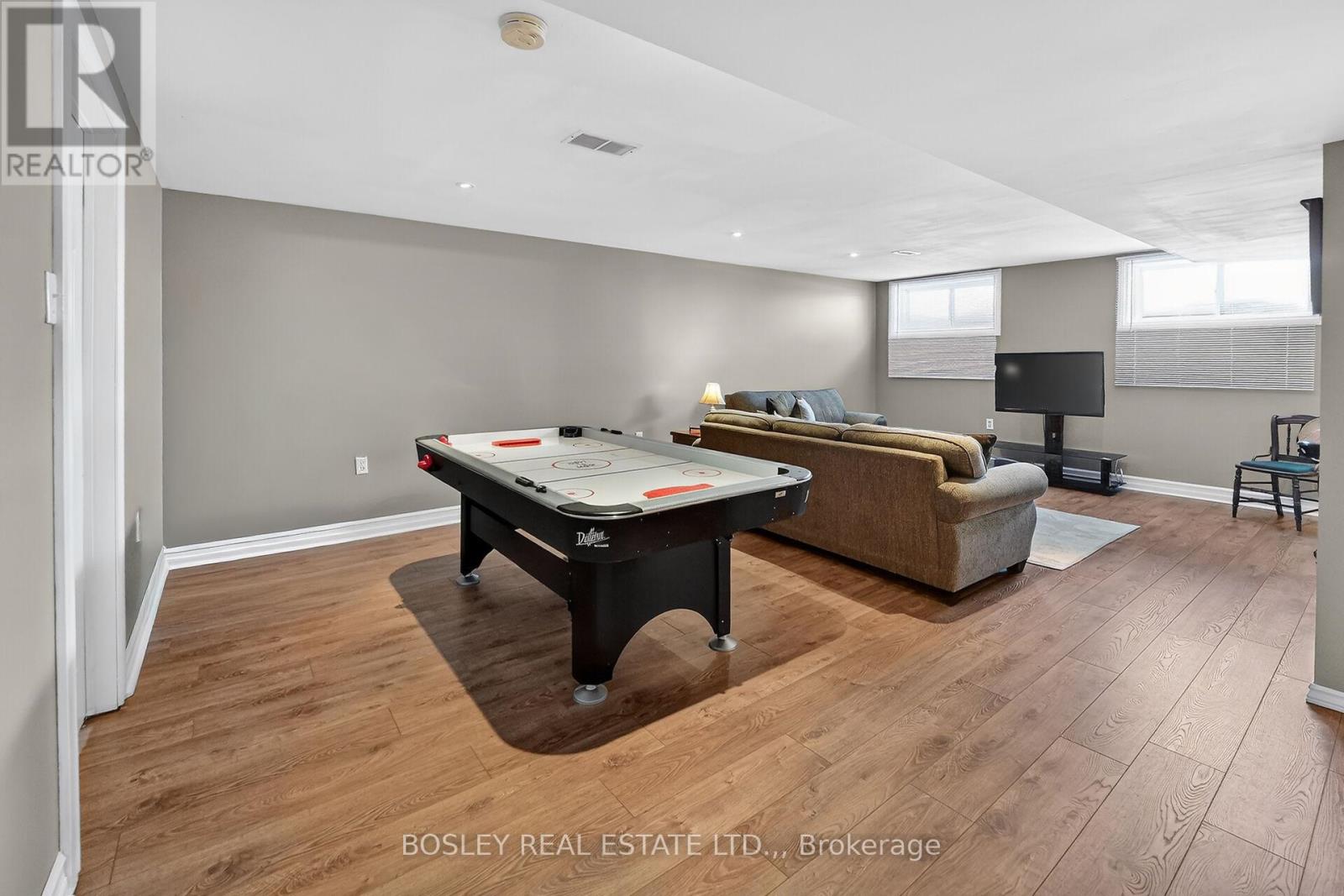 910 Holloway Bay Road, Fort Erie (Mulgrave), Ontario  L0S 1N0 - Photo 22 - X12895178