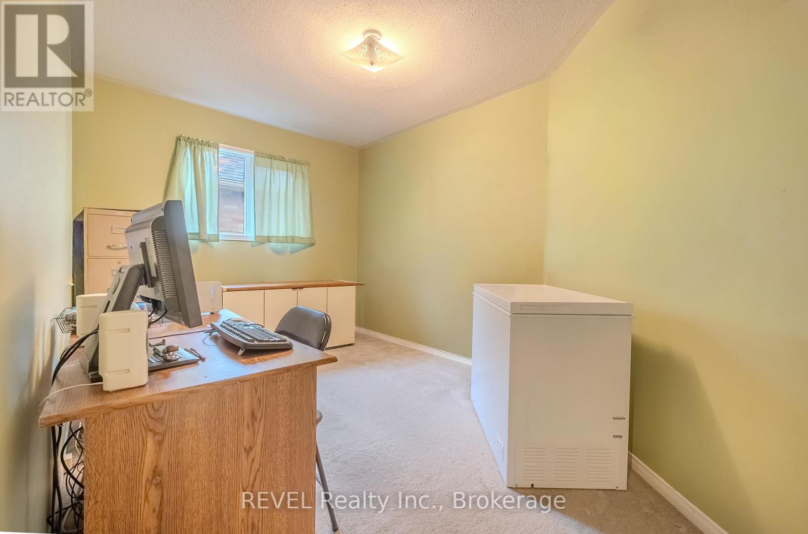 86 Madison Court W, Welland (N. Welland), Ontario  L3C 7G1 - Photo 16 - X12895298