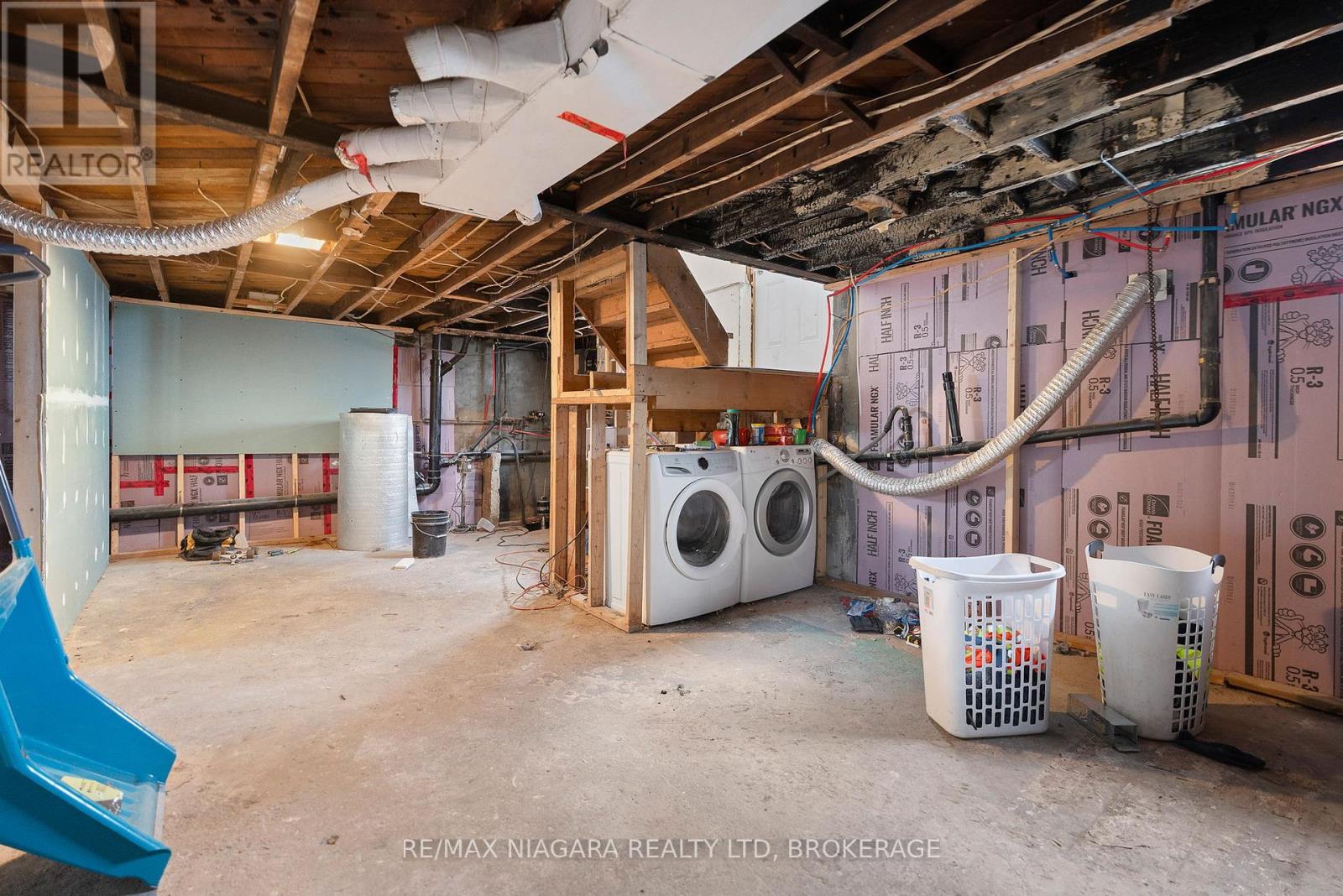 71 Johnston Street, Port Colborne, Ontario  L3K 1G8 - Photo 13 - X12895310