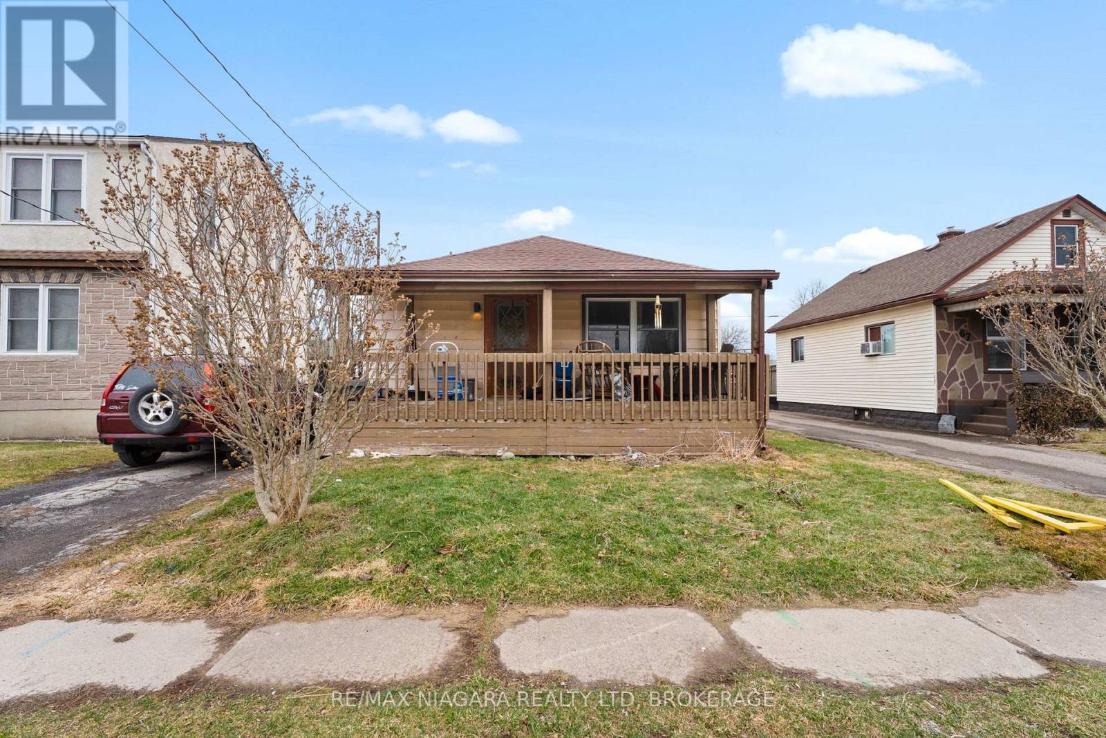 71 Johnston Street, Port Colborne, Ontario  L3K 1G8 - Photo 2 - X12895310