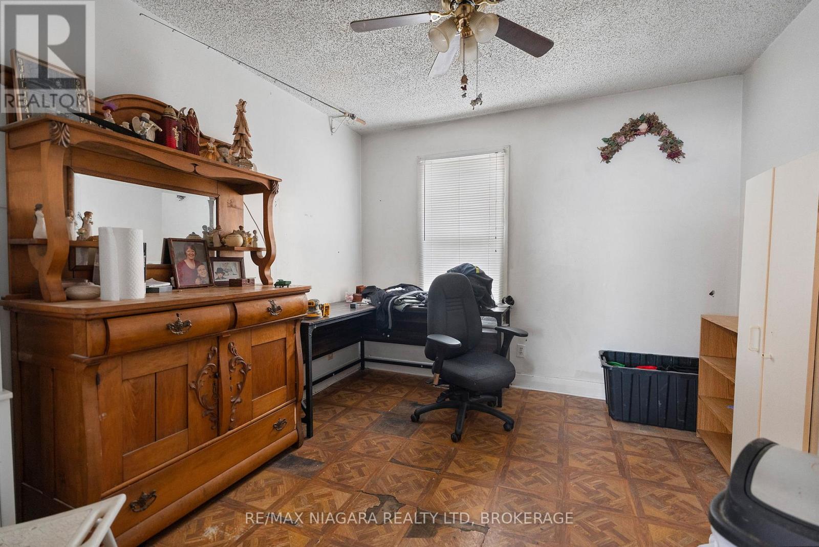 71 Johnston Street, Port Colborne, Ontario  L3K 1G8 - Photo 9 - X12895310