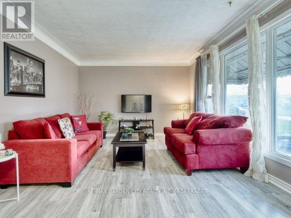 3664 Arlington Avenue, Niagara Falls, Ontario  L2J 2X2 - Photo 6 - X12895414