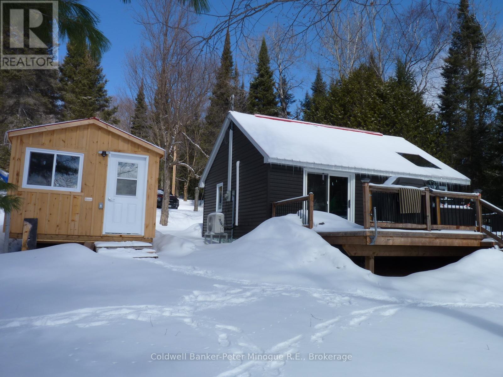 2261 Peninsula Road, North Bay, Ontario  P1B 8G4 - Photo 2 - X12895248